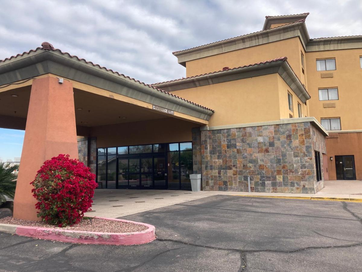 Fairfield By Marriott Inn & Suites Phoenix South Mountain Area Exterior photo