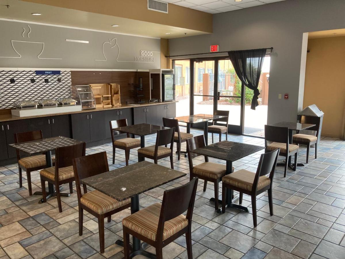 Fairfield By Marriott Inn & Suites Phoenix South Mountain Area Exterior photo
